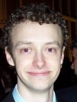 Person who looks like Danny Masterson