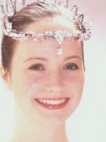 Person who looks like Sophia Bush