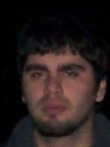 Person who looks like David Charvet