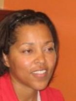 Person who looks like Angela Bassett