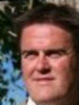 Person who looks like Matthew Perry