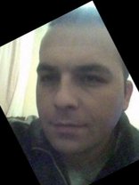 Person who looks like Pierce Brosnan