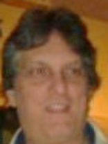 Person who looks like George Clooney