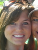 Person who looks like Tiffani Thiessen