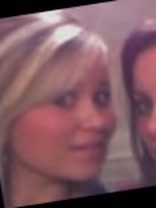 Person who looks like Mary-Kate and Ashley Olsen