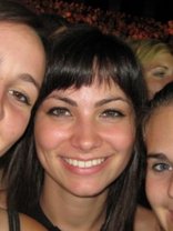 Person who looks like Fran Drescher