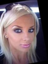 Person who looks like Jaime Pressly