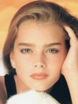 Person who looks like Brooke Shields