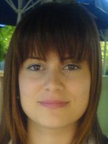 Person who looks like Mandy Moore