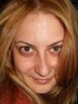 Person who looks like Sarah Paulson