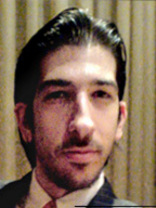 Person who looks like David Schwimmer