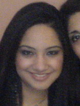 Person who looks like Gloria Estefan