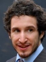 Person who looks like Noah Wyle