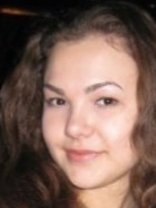 Person who looks like Julia Stiles