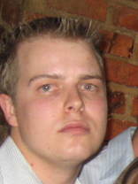 Person who looks like David Tom