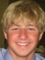 Person who looks like Benjamin McKenzie