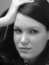 Person who looks like Jules Asner