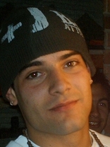 Person who looks like Daniel Gillies