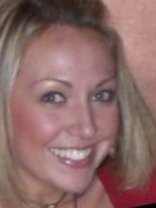 Person who looks like Kelly Ripa