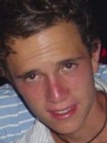 Person who looks like Haley Joel Osment