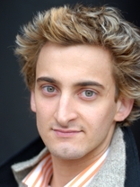 Person who looks like Elijah Wood