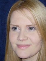 Person who looks like Claudia Schiffer