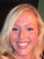 Person who looks like Lisa Kudrow