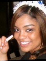 Person who looks like Zoe Saldaña