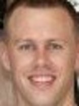 Person who looks like Peter Berg