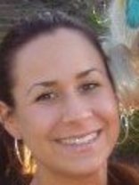 Person who looks like Maura Tierney