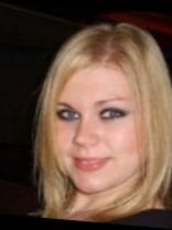 Person who looks like Kirsten Dunst