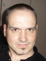 Person who looks like George Eads