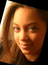 Person who looks like Tyra Banks