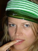 Person who looks like Claudia Schiffer