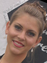 Person who looks like Scarlett Johansson