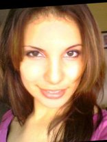 Person who looks like Padma Lakshmi