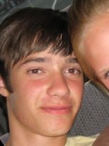 Person who looks like Bryan Greenberg