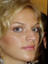 Person who looks like Uma Thurman