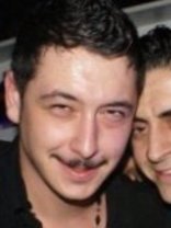 Person who looks like Enrique Murciano