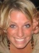 Person who looks like Jessica Simpson