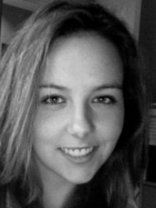 Person who looks like Julie Gonzalo