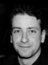 Person who looks like Pierce Brosnan