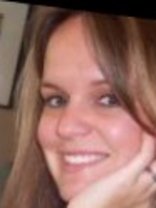 Person who looks like Elisabeth Shue