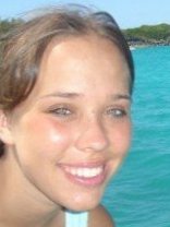 Person who looks like Piper Perabo