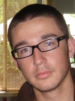 Person who looks like Freddie Prinze Jr.