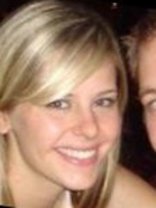 Person who looks like Sarah Michelle Gellar