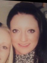 Person who looks like Judy Greer