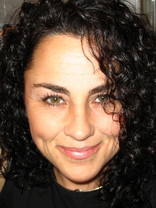 Person who looks like Julianna Margulies