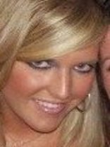 Person who looks like Dakota Fanning