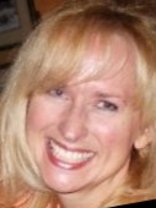 Person who looks like Julie Benz